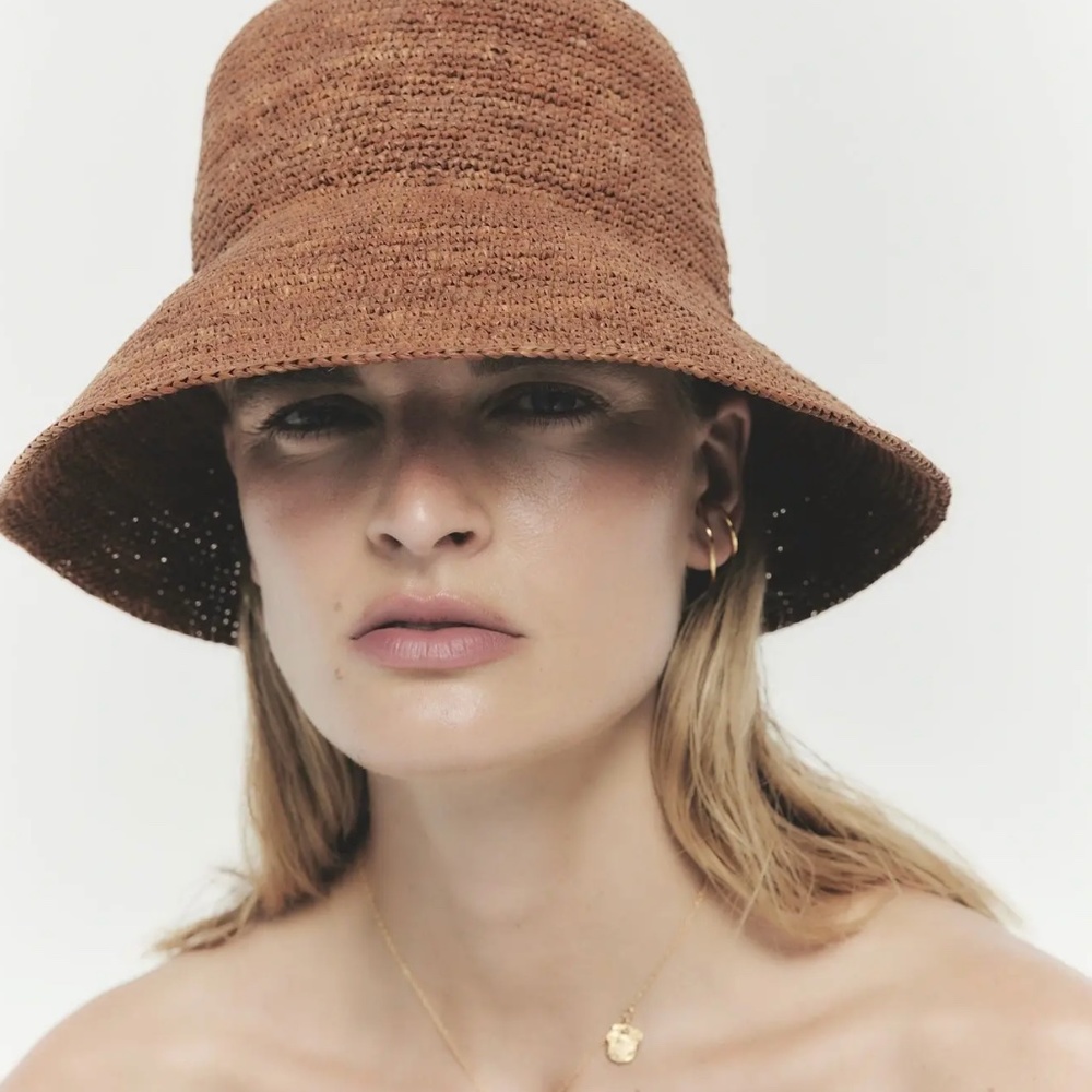 Janessa Leone Felix bucket hat S